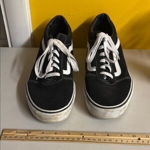 Vans Off the Wall Black and White Low-Top Canvas Sneakers Size 13